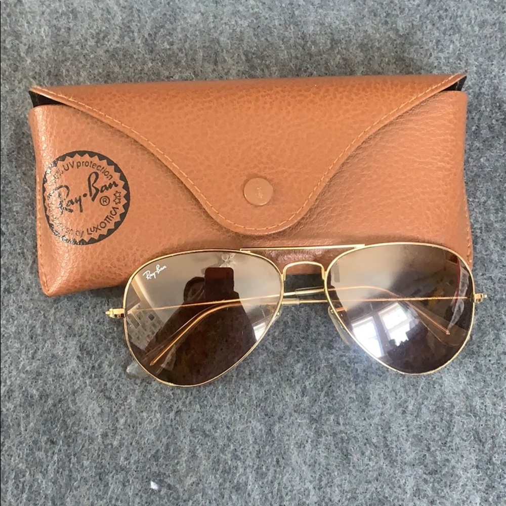 Rose gold Rayban Aviator sunglasses